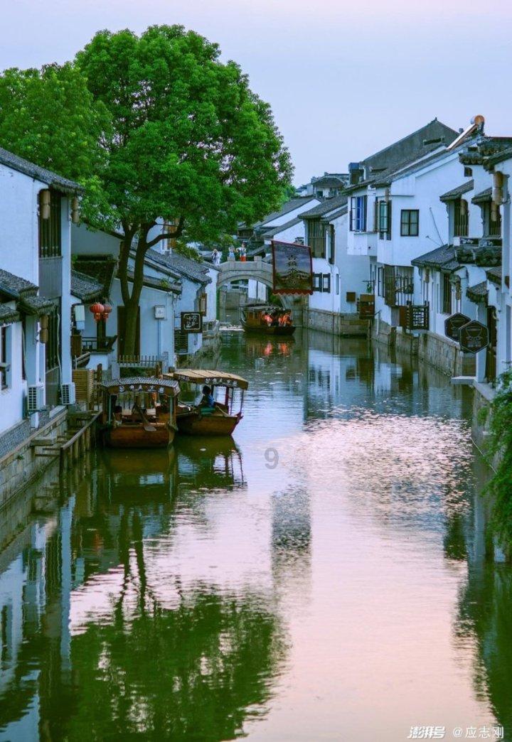 黄金AK闯迷宫